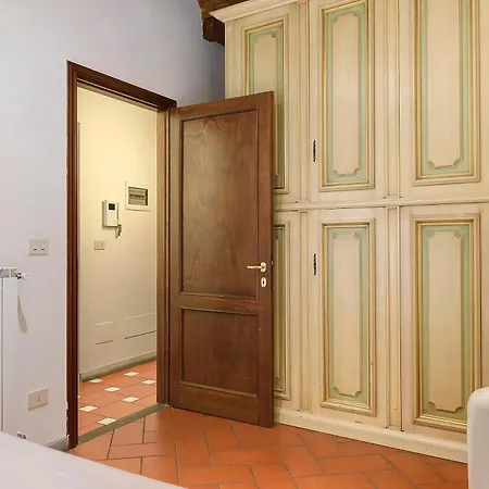 Giulia - Cipriani's House Firenze